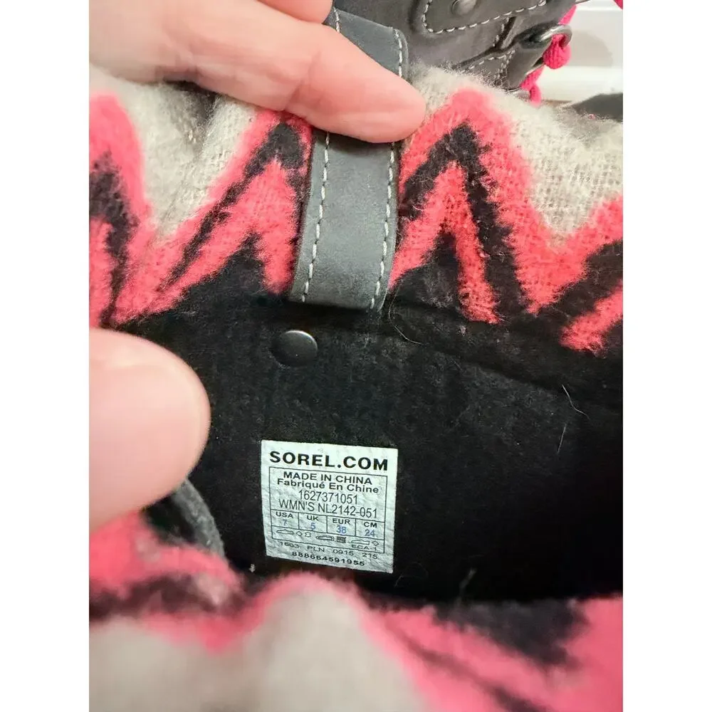 The Sorel Women's Joan of Arctic Knit II Pink White Snow Boots-Size 7